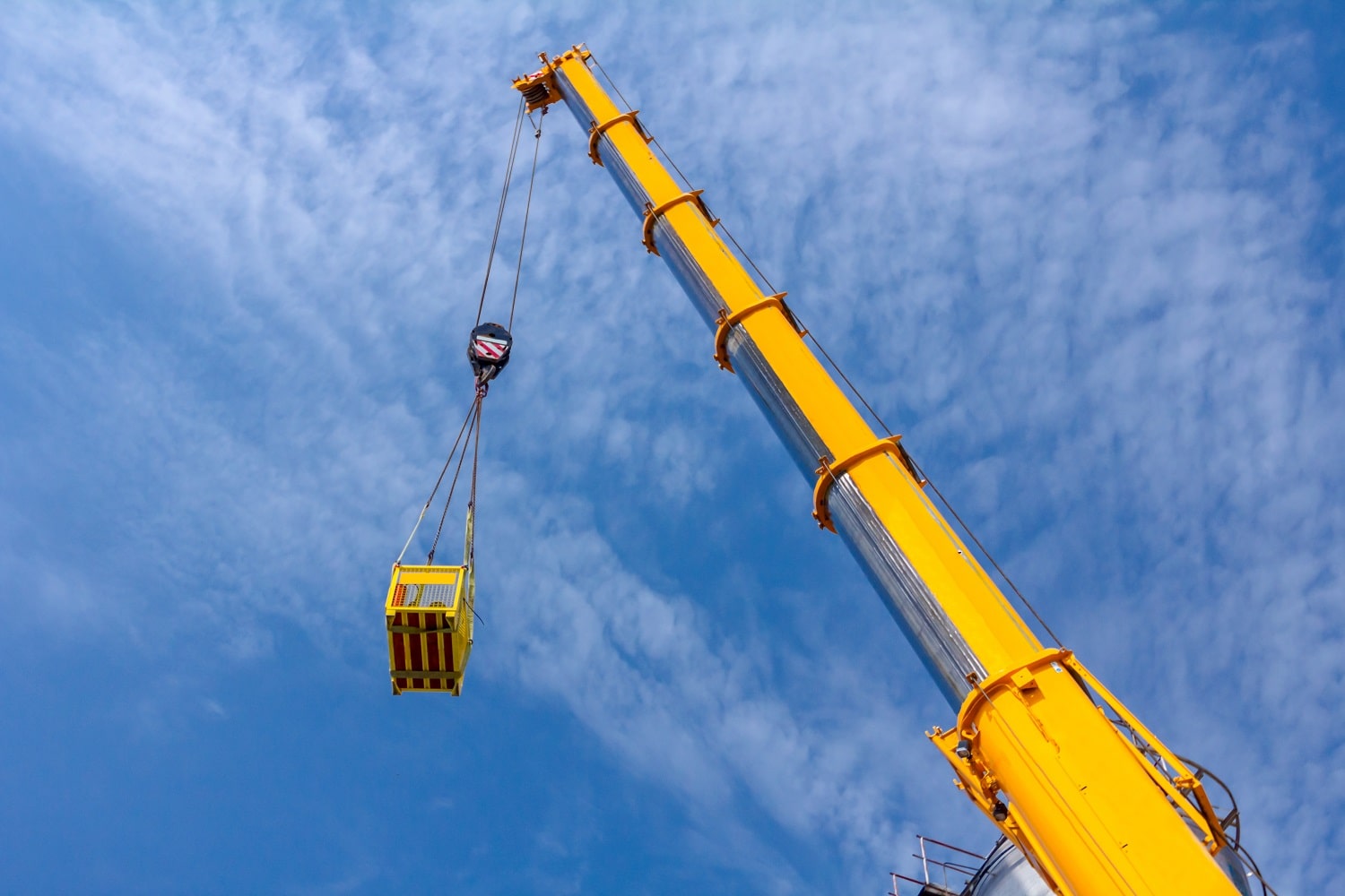 Crane Lifting Basket: Very important Apparatus for Protected and Environment friendly Lifting Operations – Captain Samourai Flower Crane Lifting Basket: Very important Apparatus for Protected and Environment friendly Lifting Operations – Captain Samourai Flower